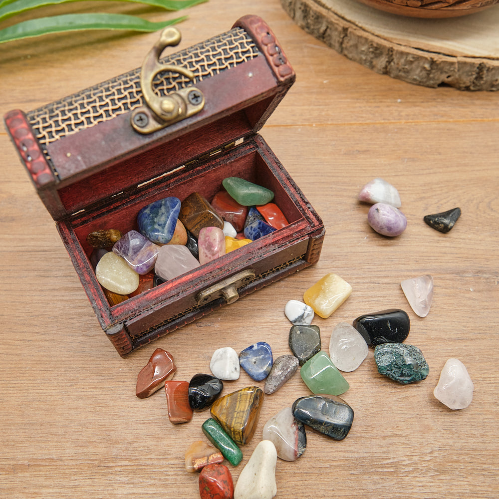 Treasure Chest With Crystal Stones Gift Set