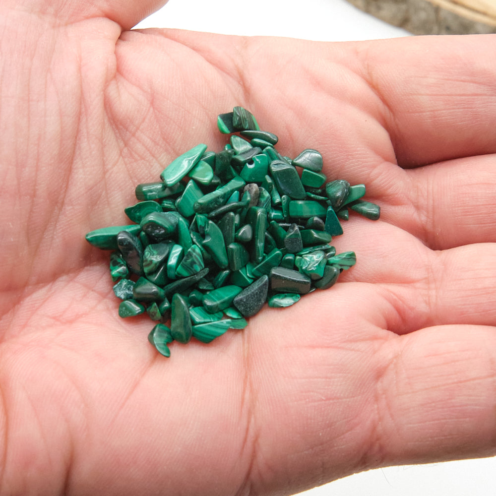 Malachite Crystal Chips 2-8mm Undrilled