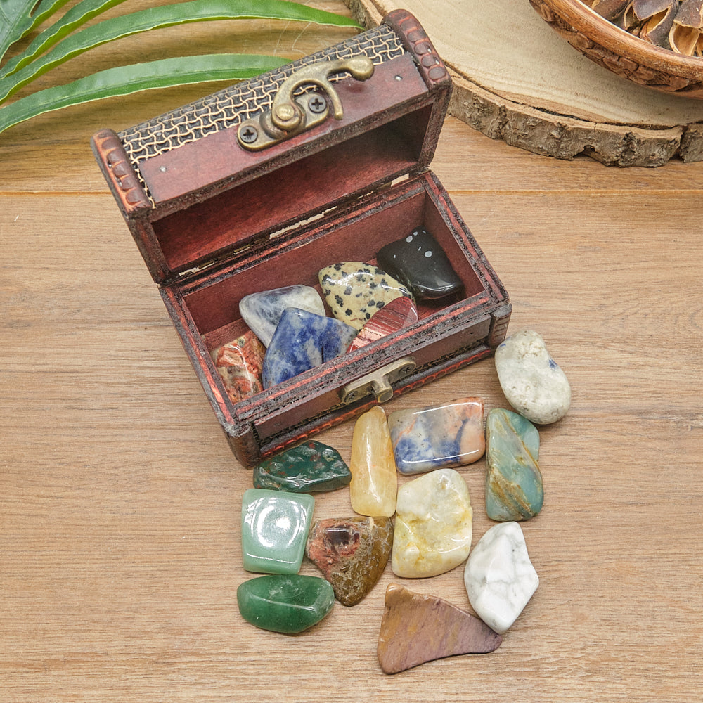 Treasure Chest With Crystal Stones Gift Set