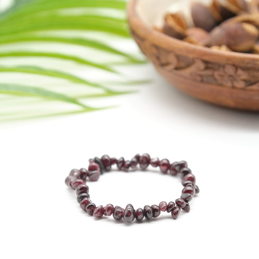 Garnet Crystal Chip Elasticated Bracelet