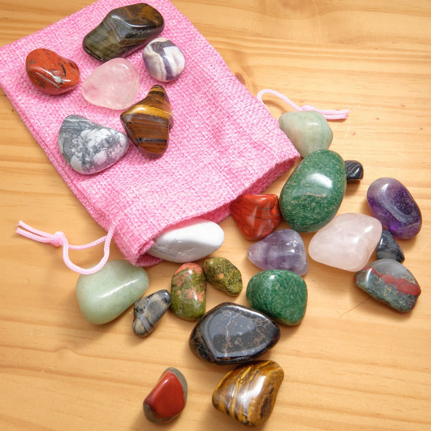 25 Mixed Crystal Stones Set with Linen Bag  Pure Serenity   